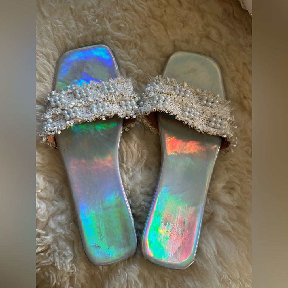 Iridescent Pearl Embellished Women's Slides
